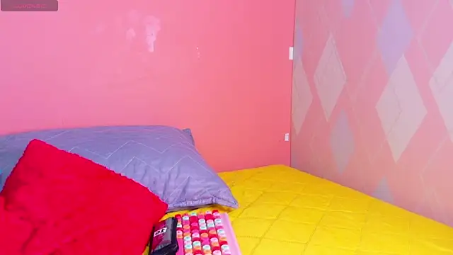 Snapshot of MySugarmoomy chatting on 11-28-25, 03:07 MySugarmoomy online show from 11-28-25, 03:07