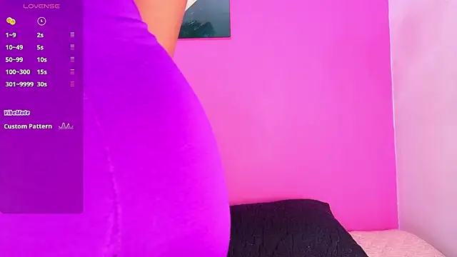 Snapshot of MySugarmoomy chatting on 09-28-25, 12:01 MySugarmoomy online show from 09-28-25, 12:01