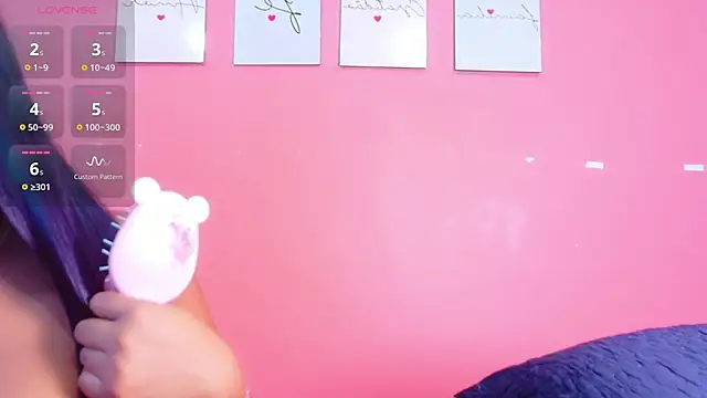 Snapshot of MySugarmoomy chatting on 12-03-25, 03:07 MySugarmoomy online show from 12-03-25, 03:07