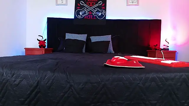 Alisse Moore online show from 03-05-26, 12:24