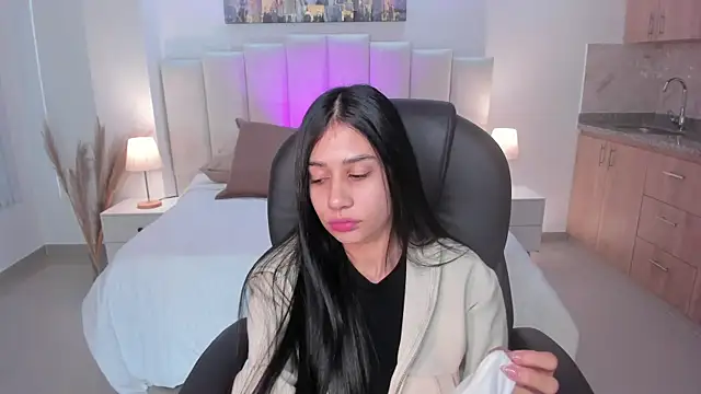 miranda crawfor online show from 10-08-25, 12:28