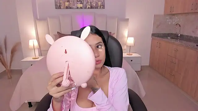 miranda crawfor online show from 09-21-25, 12:10