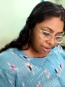 zara-mallus online show from 09-26-25, 04:25