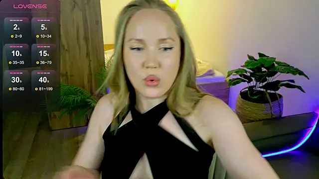 Snapshot of BethSun chatting on 07-10-26, 05:24 BethSun online show from 07-10-26, 05:24