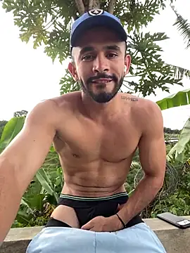 Snapshot of Jacksonfranco chatting on 06-20-26, 10:04 Jacksonfranco online show from 06-20-26, 10:04