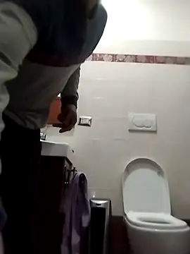 Bohhhhrm online show from 04-17-26, 04:04