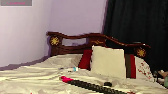  Bombom   online show from 12-20-25, 02:14