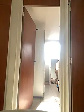 Snapshot of amandaaasilvaa chatting on 12-05-25, 11:53 amandaaasilvaa online show from 12-05-25, 11:53