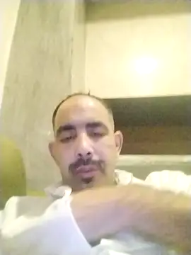 Snapshot of salimbasha chatting on 02-05-26, 10:05 salimbasha online show from 02-05-26, 10:05