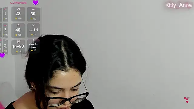 Snapshot of Kitty_Anne chatting on 10-08-25, 03:30 Kitty Anne online show from 10-08-25, 03:30