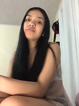 Snapshot of ashleyy20 chatting on 11-23-25, 08:52 ashleyy20 online show from 11-23-25, 08:52