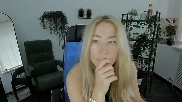 AstraMonroe online show from 04-06-26, 04:19