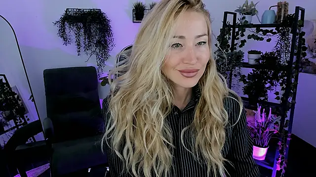 AstraMonroe online show from 04-10-26, 04:19