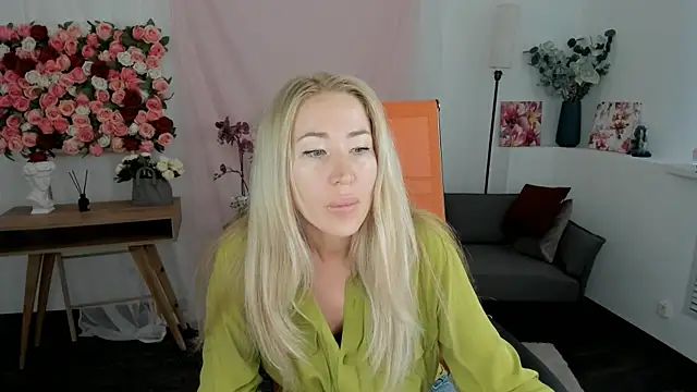 AstraMonroe online show from 04-01-26, 01:51