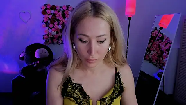 AstraMonroe online show from 04-21-26, 10:33