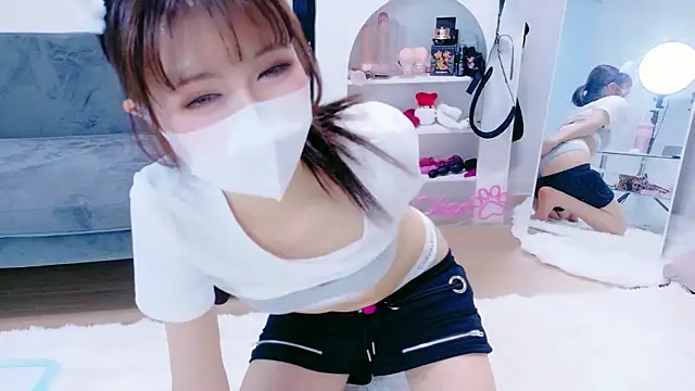 -Nyanko-chan- online show from 06-02-26, 11:21
