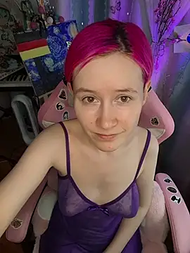 Snapshot of Fuzzy_Unicorn chatting on 06-24-26, 10:36 Fuzzy Unicorn online show from 06-24-26, 10:36
