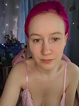 Fuzzy Unicorn online show from 04-15-26, 10:10