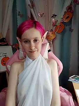 Fuzzy Unicorn online show from 10-28-25, 07:35