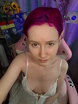 Snapshot of Fuzzy_Unicorn chatting on 07-08-26, 10:38 Fuzzy Unicorn online show from 07-08-26, 10:38