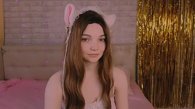 Snapshot of AnimeAlica18 chatting on 03-05-26, 02:52 AnimeAlica18 online show from 03-05-26, 02:52