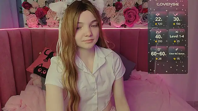 AnimeAlica18 online show from 11-01-25, 02:18