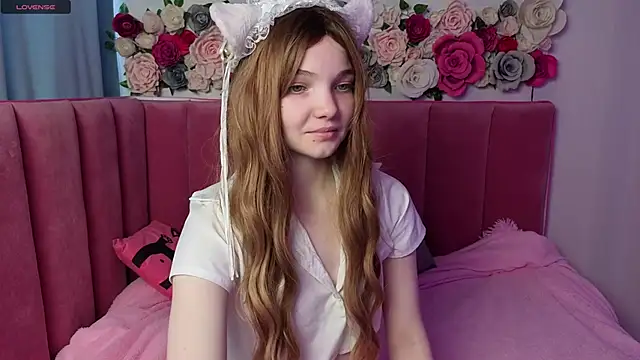 AnimeAlica18 online show from 11-13-25, 08:40