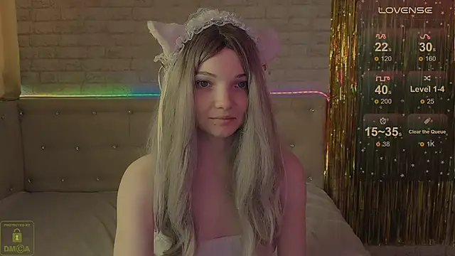 AnimeAlica18 online show from 05-29-26, 03:34
