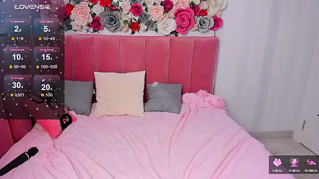 AnimeAlica18 online show from 09-26-25, 02:29