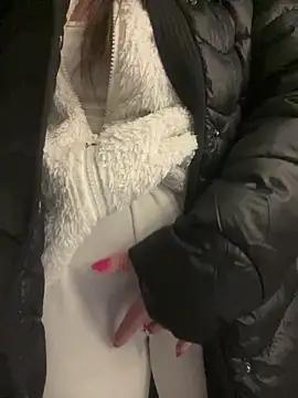 Snapshot of eli5566 chatting on 01-05-26, 09:18 eli5566 online show from 01-05-26, 09:18