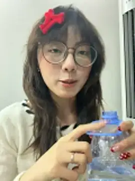 xuannv0000 online show from 03-01-26, 04:29