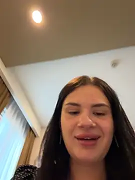 Snapshot of MiraReach chatting on 02-13-26, 02:11 MiraReach online show from 02-13-26, 02:11