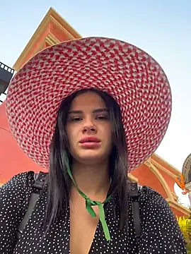 Snapshot of MiraReach chatting on 02-07-26, 02:08 MiraReach online show from 02-07-26, 02:08