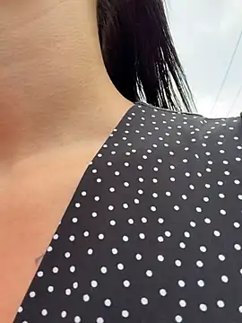 Snapshot of MiraReach chatting on 02-20-26, 06:26 MiraReach online show from 02-20-26, 06:26