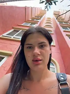 Snapshot of MiraReach chatting on 02-26-26, 02:11 MiraReach online show from 02-26-26, 02:11