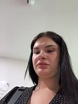 Snapshot of MiraReach chatting on 02-09-26, 02:09 MiraReach online show from 02-09-26, 02:09