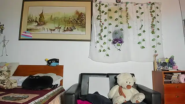 Snapshot of Mishell_Bons chatting on 04-28-26, 10:36 Mishell Bons online show from 04-28-26, 10:36