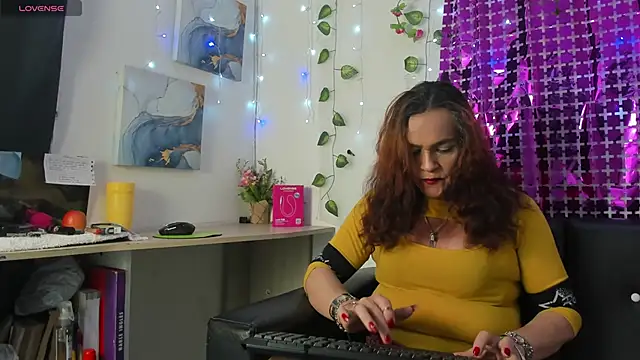 Mishell Bons online show from 02-11-26, 07:03