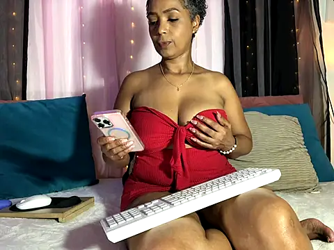 skarlleth 11 online show from 10-05-25, 01:51