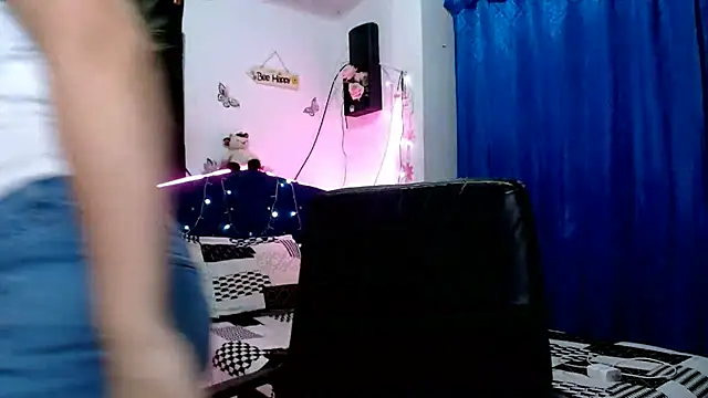 karo lovely online show from 04-25-26, 02:03