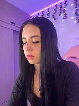 Lia  1 online show from 11-20-25, 08:31