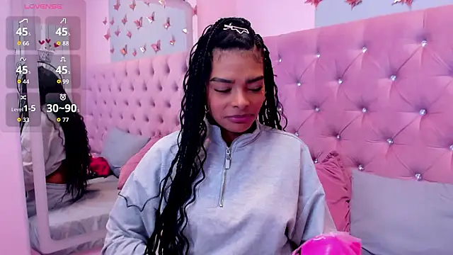 EmmaEbony  online show from 03-25-26, 11:42