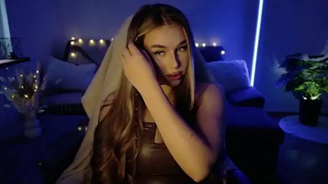 Emma candyyy online show from 01-08-26, 09:48