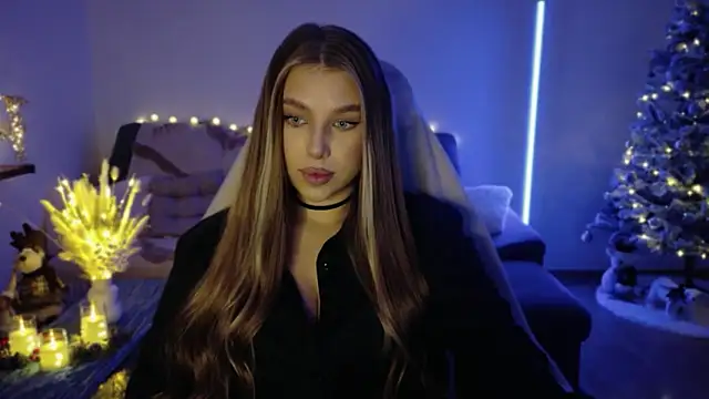 Emma candyyy online show from 11-30-25, 02:40