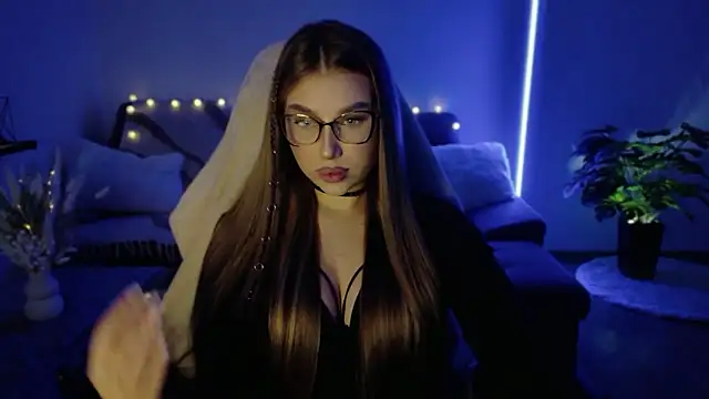 Emma candyyy online show from 01-12-26, 10:22