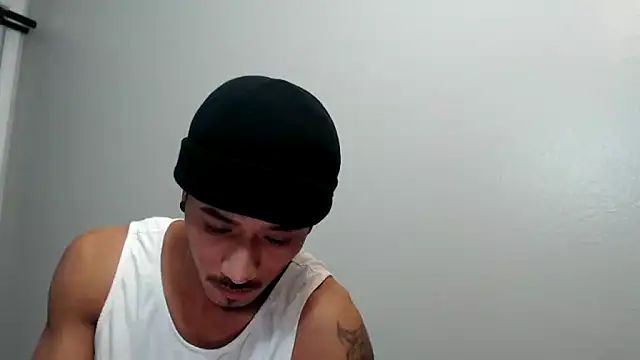 tanjir020 online show from 12-18-25, 06:12