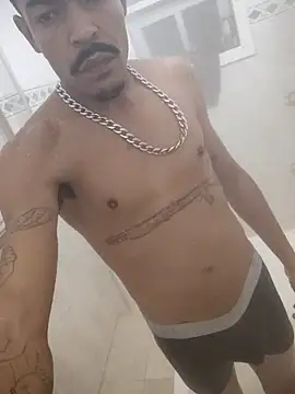 lacoste12 online show from 11-01-25, 03:57