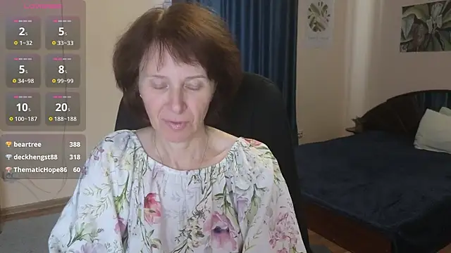 Snapshot of Lia_Tito chatting on 10-09-25, 05:52 Lia Tito online show from 10-09-25, 05:52