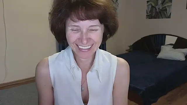 Lia Tito online show from 11-10-25, 12:32