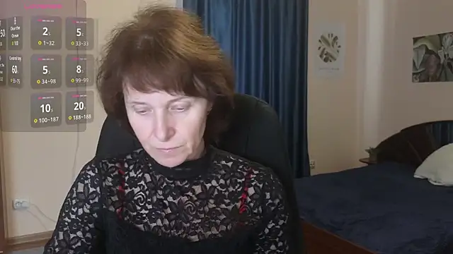 Snapshot of Lia_Tito chatting on 10-08-25, 05:42 Lia Tito online show from 10-08-25, 05:42
